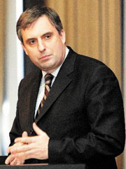 Министър Калфин